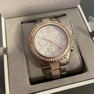 Michael kors watch rose gold /silver